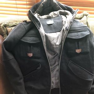 Barely used Men’s north face coat